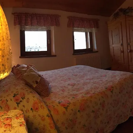 Monti Del Sole فندق مبيت وإفطار